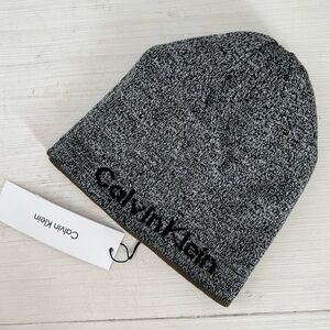 Calvin Klein small logo reversible beanie